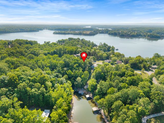 1552 Damron Rd, Estill Springs, TN 37330