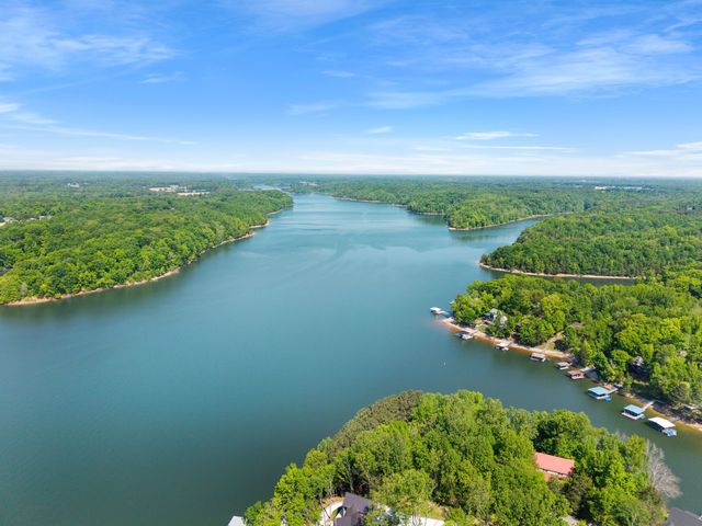 1552 Damron Rd, Estill Springs, TN 37330