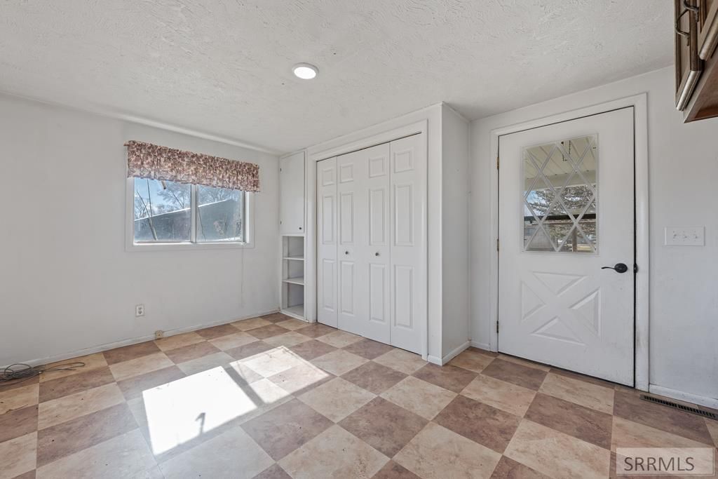 Image 24 of property listing at 3756 E 800 N, Rigby, ID 83442