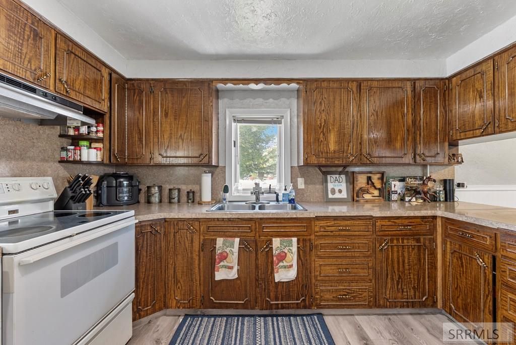 Image 32 of property listing at 3756 E 800 N, Rigby, ID 83442