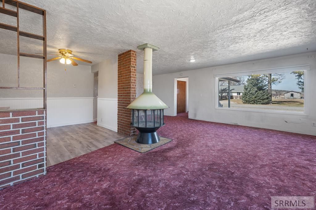 Image 9 of property listing at 3756 E 800 N, Rigby, ID 83442