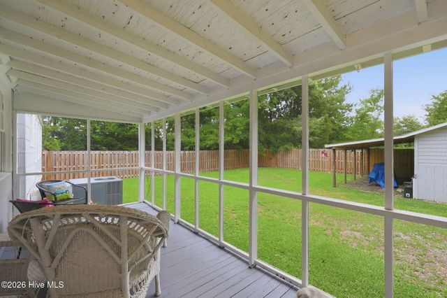 609 Jacksonville Highway, Burgaw, NC 28425