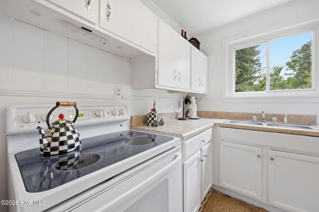 609 Jacksonville Highway, Burgaw, NC 28425