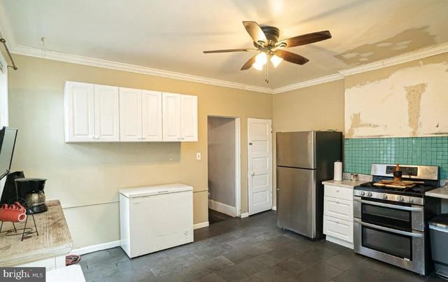 440 CENTRE ST, Trenton, NJ 08611