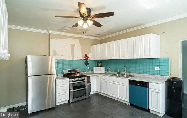 440 CENTRE ST, Trenton, NJ 08611