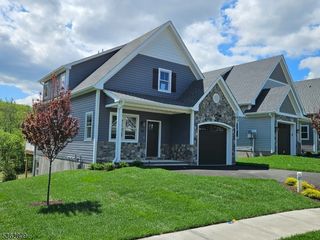 20 Birdie Lane, Boonton Town, NJ 07005