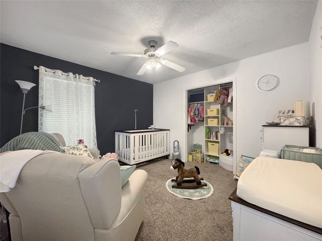 5216 Stagetrail Drive, Arlington, TX 76017