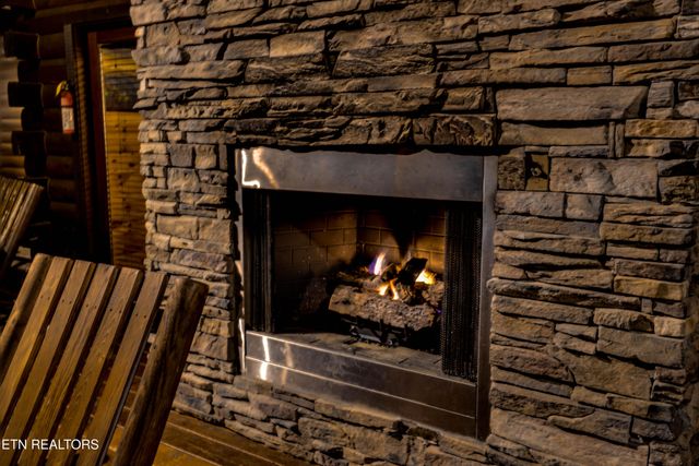 2154 Loafers Glory Way, Gatlinburg, TN 37738