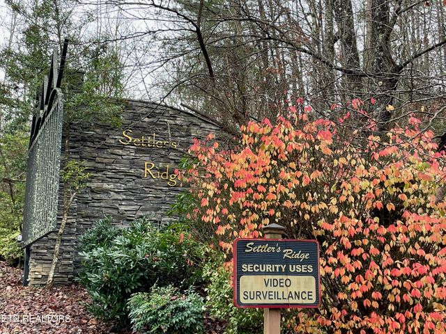 2154 Loafers Glory Way, Gatlinburg, TN 37738