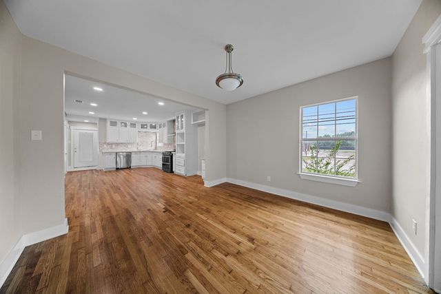 1001 W Lampasas Street, Ennis, TX 75119