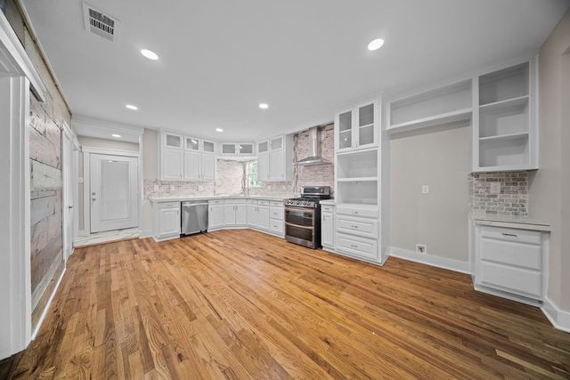 1001 W Lampasas Street, Ennis, TX 75119
