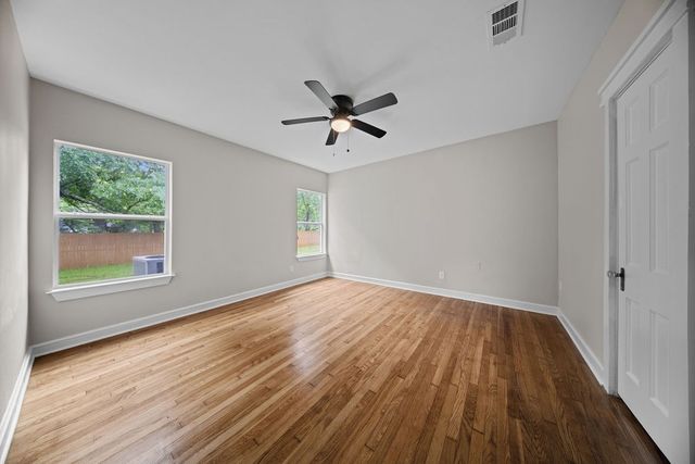 1001 W Lampasas Street, Ennis, TX 75119