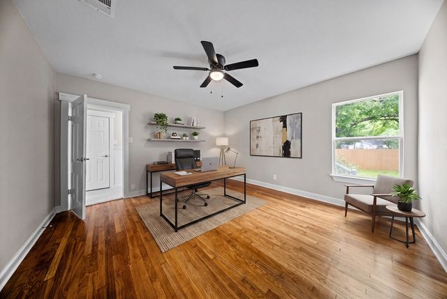 1001 W Lampasas Street, Ennis, TX 75119
