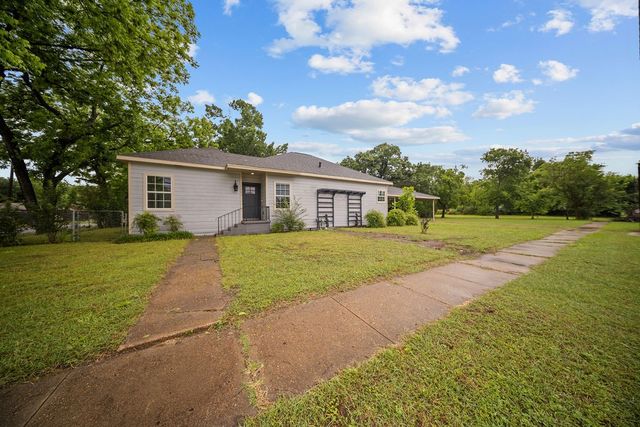 1001 W Lampasas Street, Ennis, TX 75119