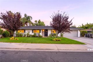 221 Phlox Avenue, Redlands, CA 92373