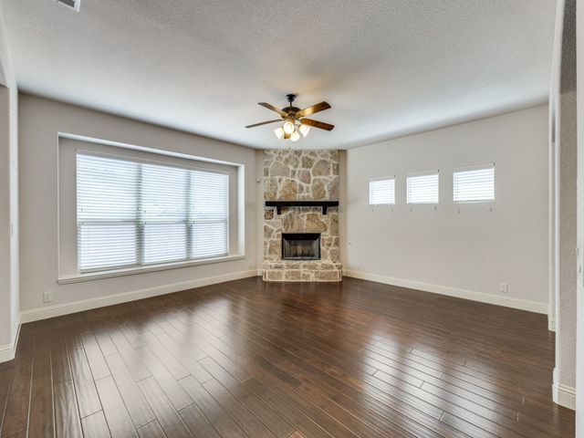 5317 Appalachian Way, Fort Worth, TX 76123