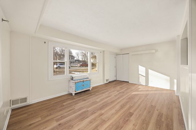 1309 S Naperville Road, Wheaton, IL 60189