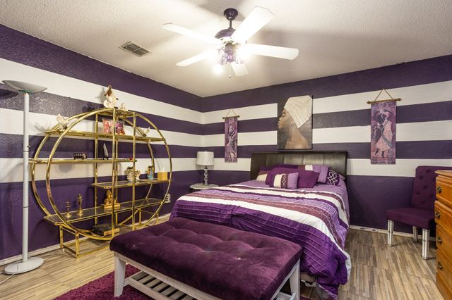 1512 Golden Grass Drive, Lancaster, TX 75134