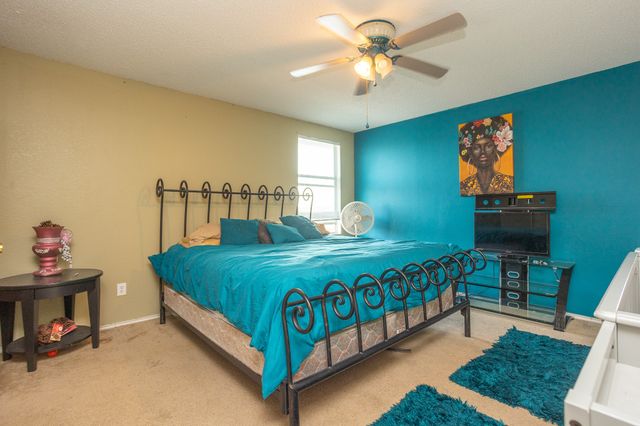 1512 Golden Grass Drive, Lancaster, TX 75134