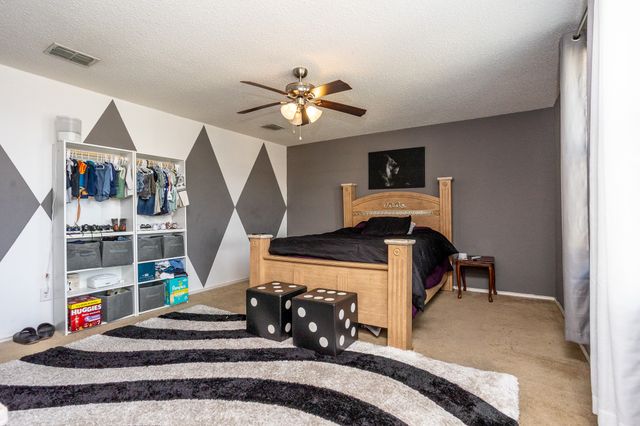 1512 Golden Grass Drive, Lancaster, TX 75134