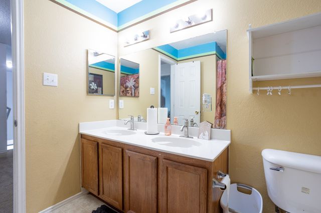 1512 Golden Grass Drive, Lancaster, TX 75134