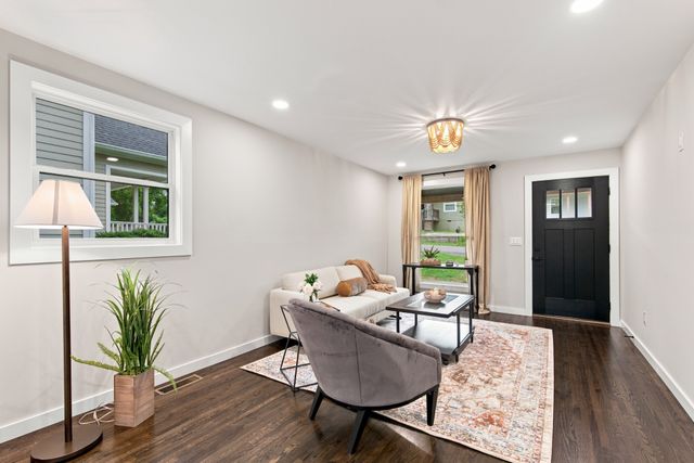 5820 Leslie Ave, Nashville, TN 37209