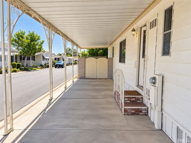 16966 Lake Knoll, Yorba Linda, CA 92886