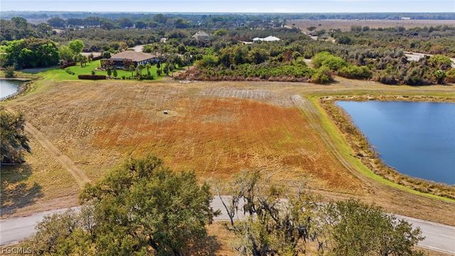23000 Crookedwood LOOP, Alva, FL 33920