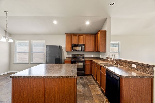 8925 Whirlwind Trail, Aubrey, TX 76227