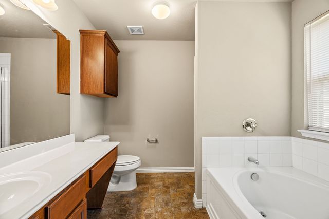 8925 Whirlwind Trail, Aubrey, TX 76227