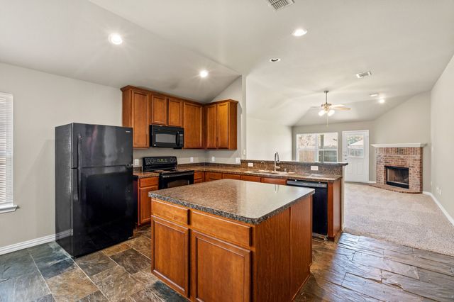 8925 Whirlwind Trail, Aubrey, TX 76227
