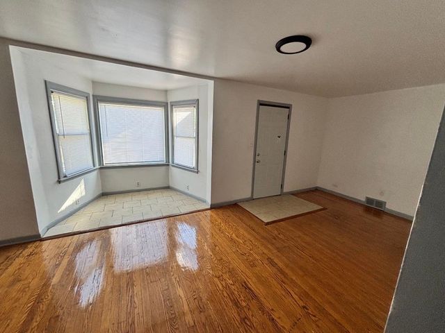 353 E 146th Street, Harvey, IL 60426