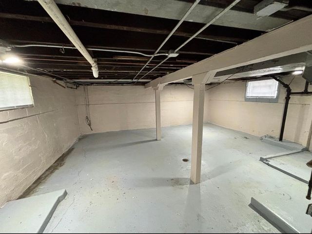 353 E 146th Street, Harvey, IL 60426