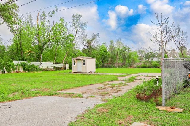 17229 Tx-6, Santa Fe, TX 77511