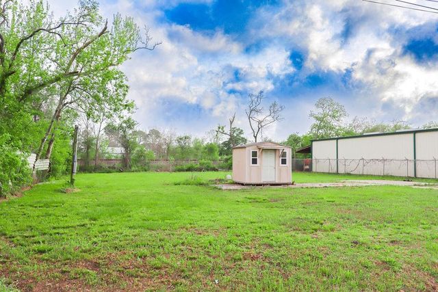 17229 Tx-6, Santa Fe, TX 77511