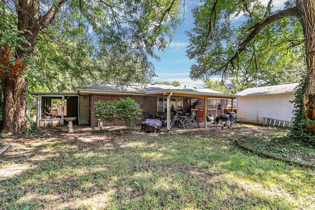 1733 Ranser Road, Manhattan, KS 66502