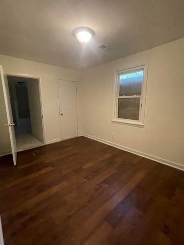 2895 OVERTON CROSSING ST, Memphis, TN 38127