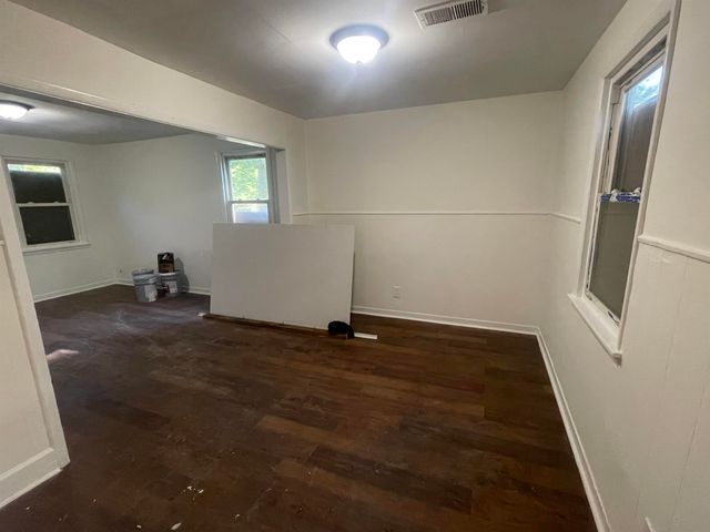 2895 OVERTON CROSSING ST, Memphis, TN 38127