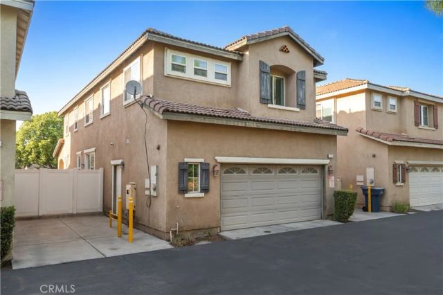 1785 Catania Dr, Riverside, CA 92507