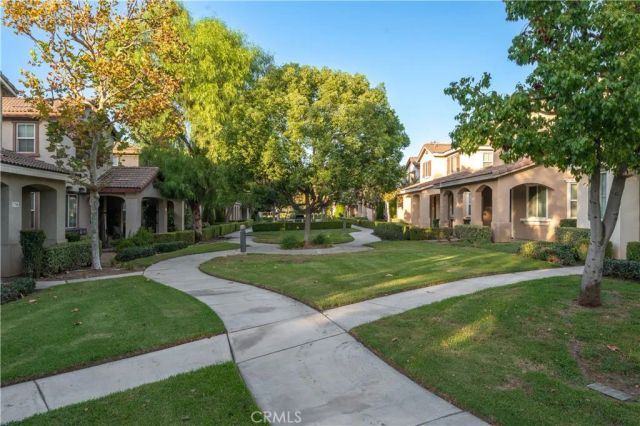 1785 Catania Dr, Riverside, CA 92507