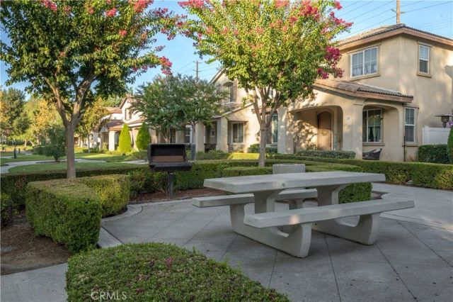 1785 Catania Dr, Riverside, CA 92507