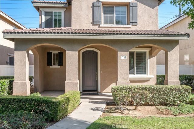 1785 Catania Dr, Riverside, CA 92507