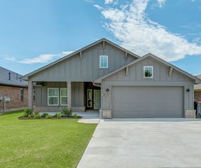 20110 Park Lane, Harrah, OK 73045