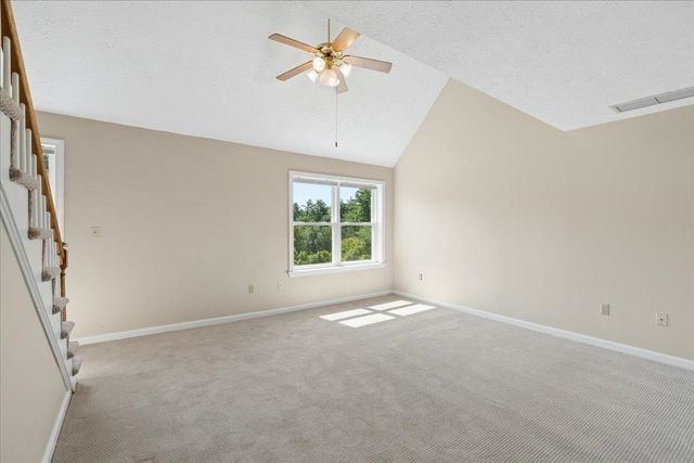378 Winding Pond Road, Londonderry, NH 03053