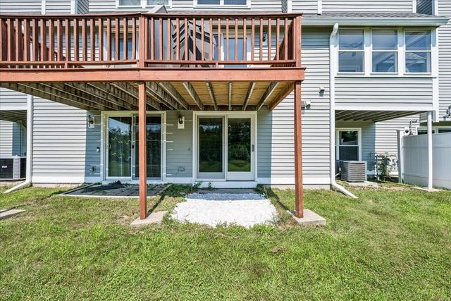 378 Winding Pond Road, Londonderry, NH 03053