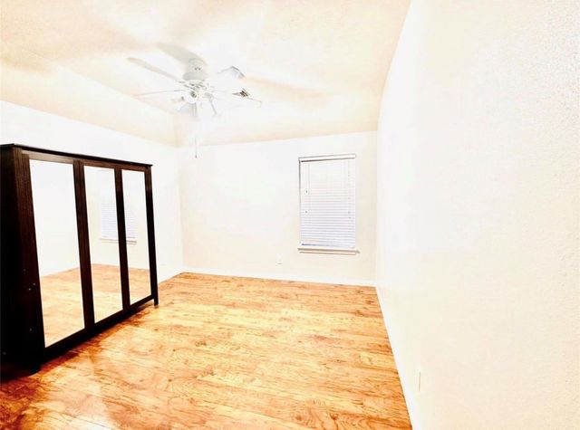 5902 Crestford Park Lane, Houston, TX 77084