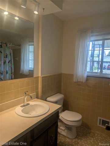 43076 RYEGATE Street, Canton Twp, MI 48187