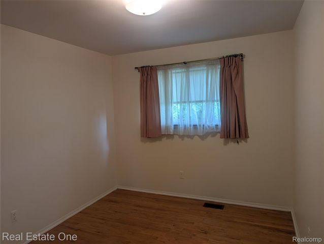 43076 RYEGATE Street, Canton Twp, MI 48187