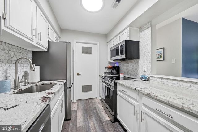134 ALPHA CT, Blackwood, NJ 08012