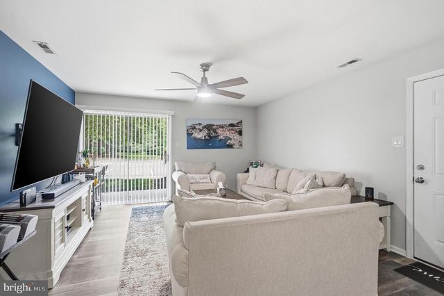 134 ALPHA CT, Blackwood, NJ 08012